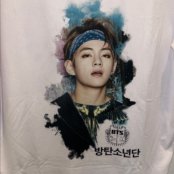 🤍 NWOT BTS-V Graphic White T-Shirt Stretchy Boys Band K-Pop Unisex Men’s Size L - Picture 3 of 7